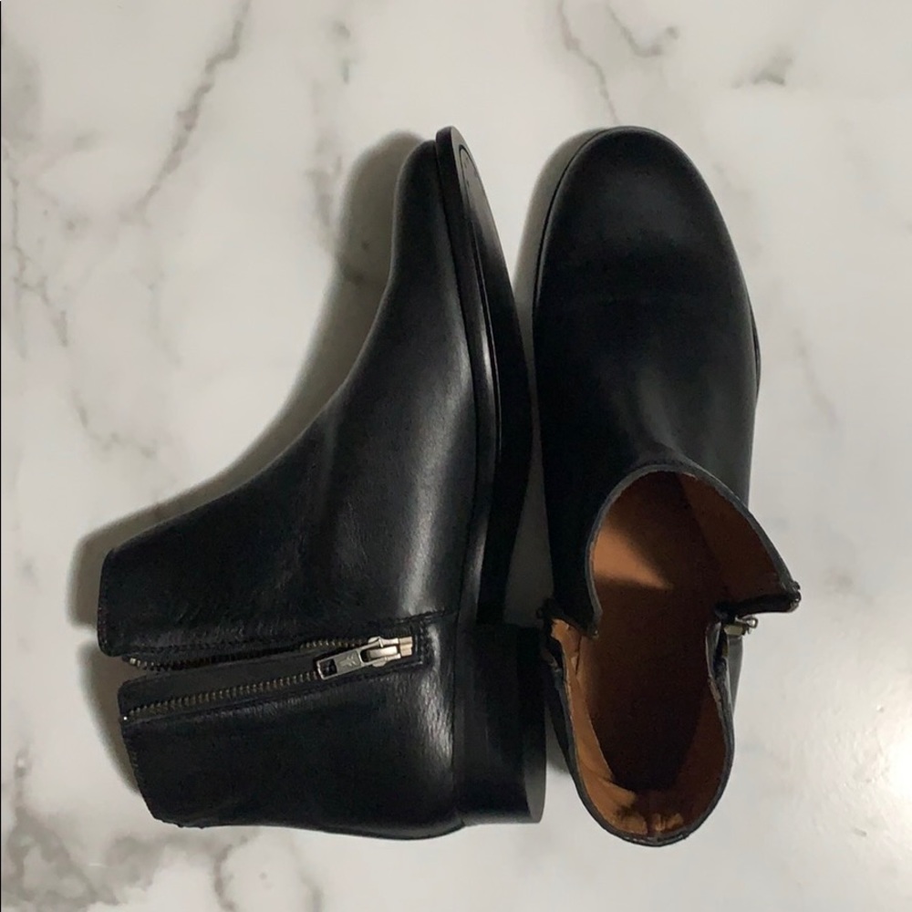 Frye boots Carly Zip Chelsea